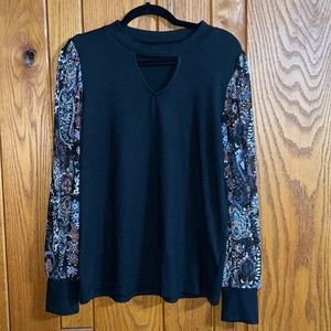 Maurices keyhole long sleeve size large